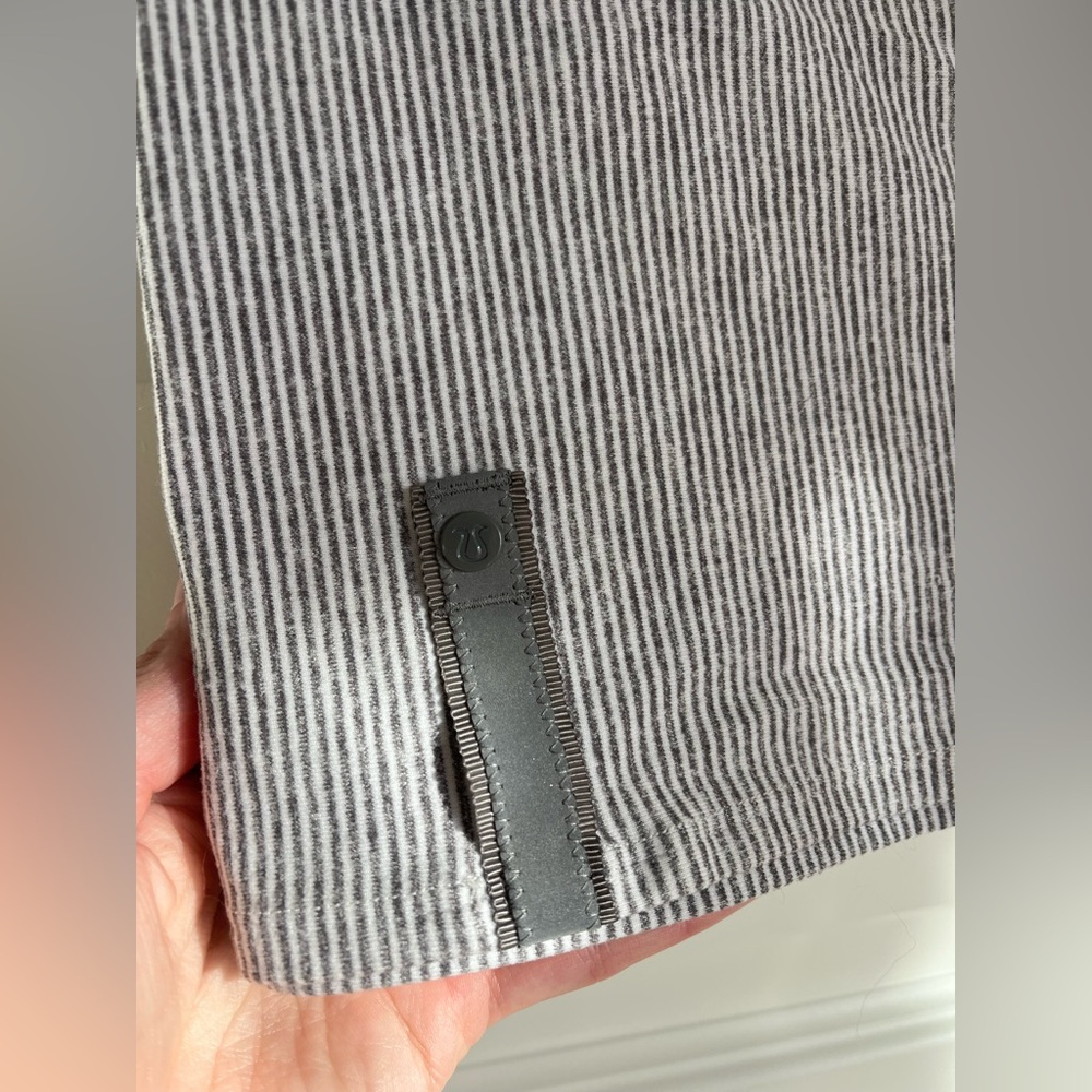 Lululemon Vinyasa Scarf - Picture 5 of 6